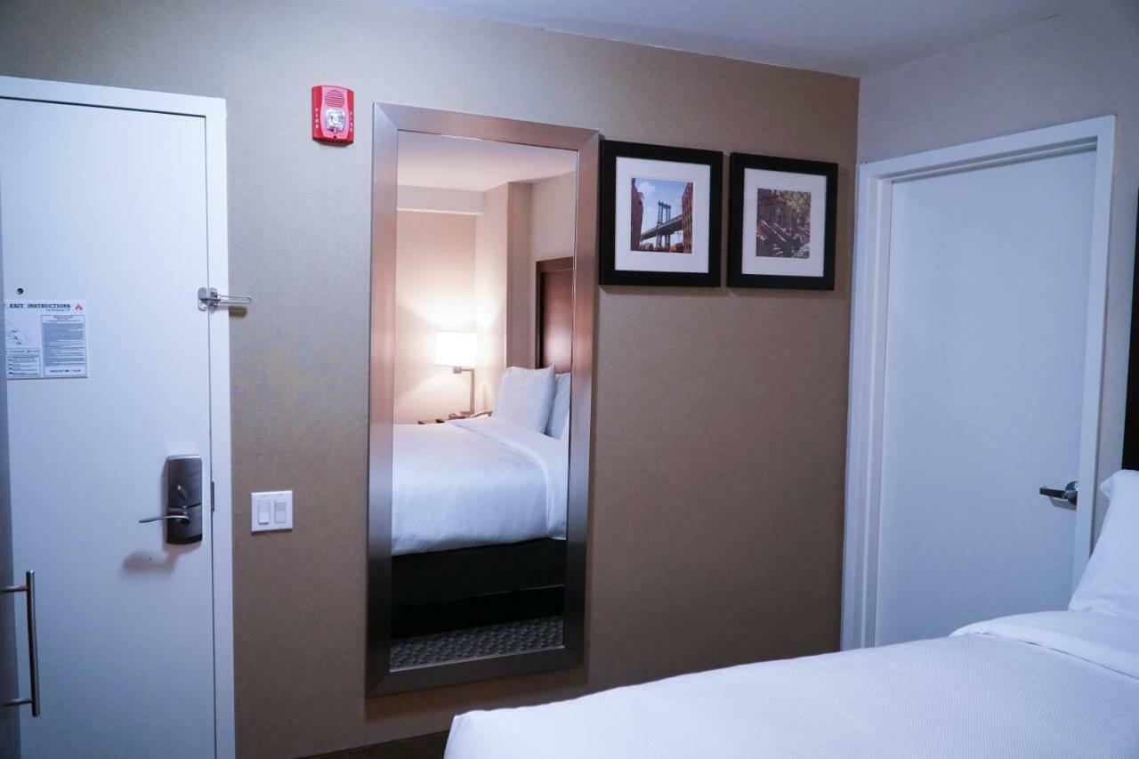Hotel Mint Jfk Airport New York Bagian luar foto