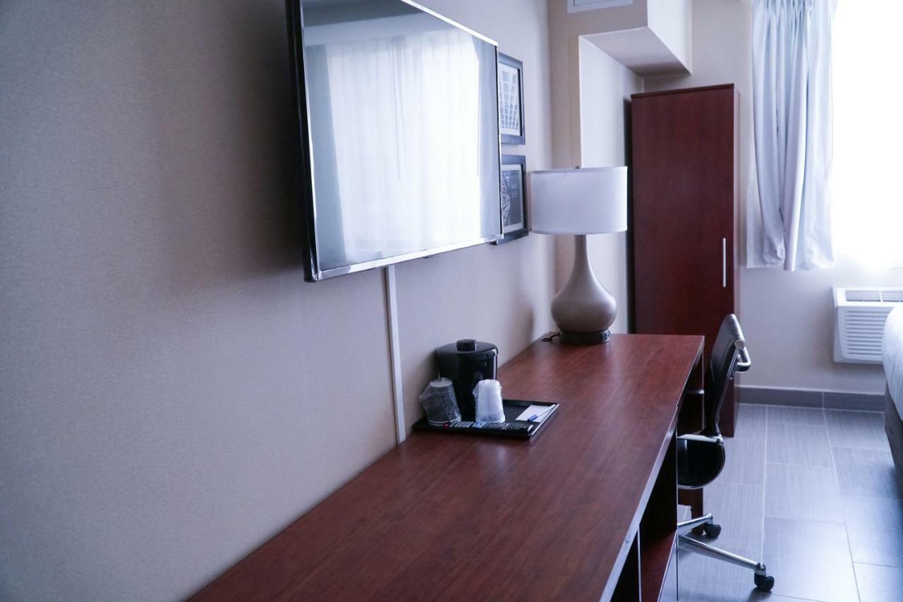 Hotel Mint Jfk Airport New York Bagian luar foto