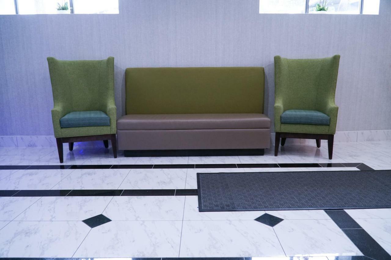 Hotel Mint Jfk Airport New York Bagian luar foto