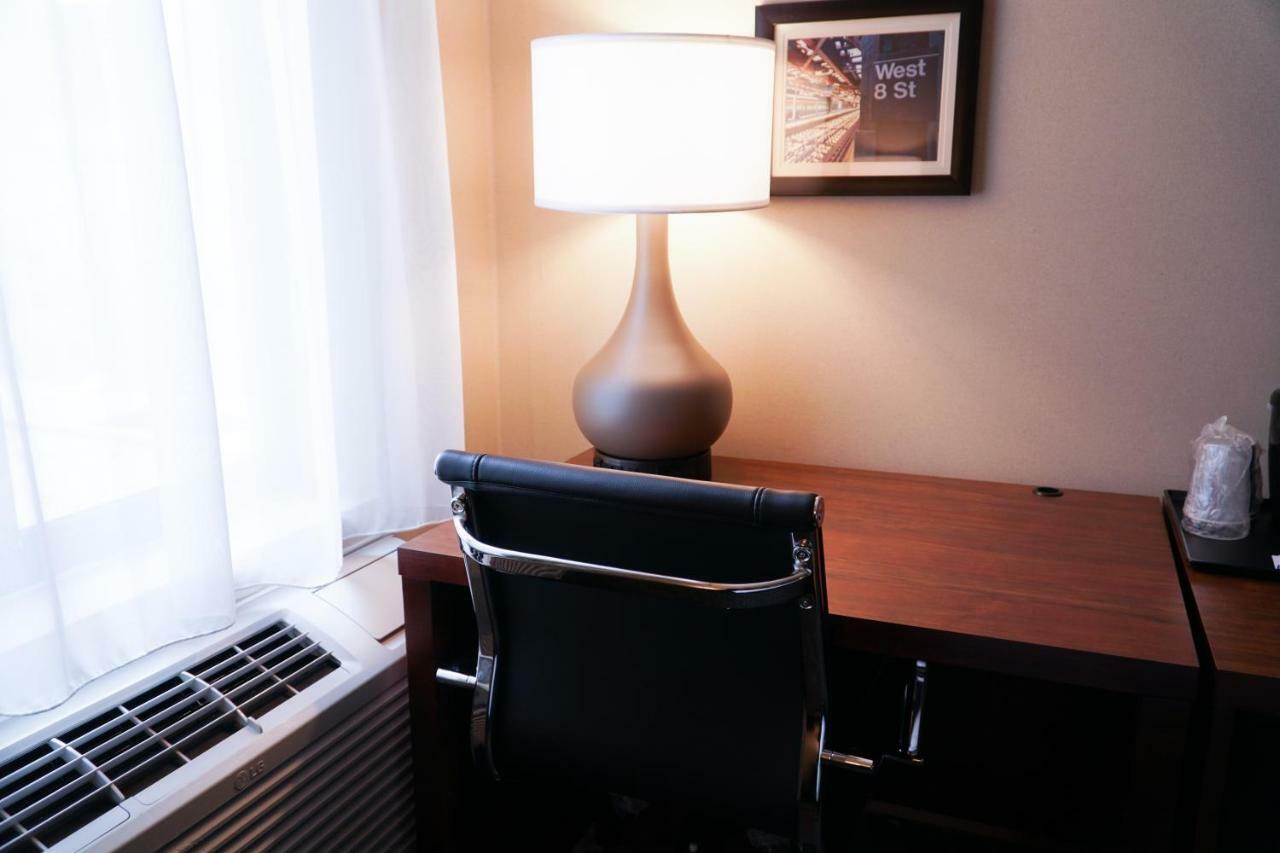 Hotel Mint Jfk Airport New York Bagian luar foto